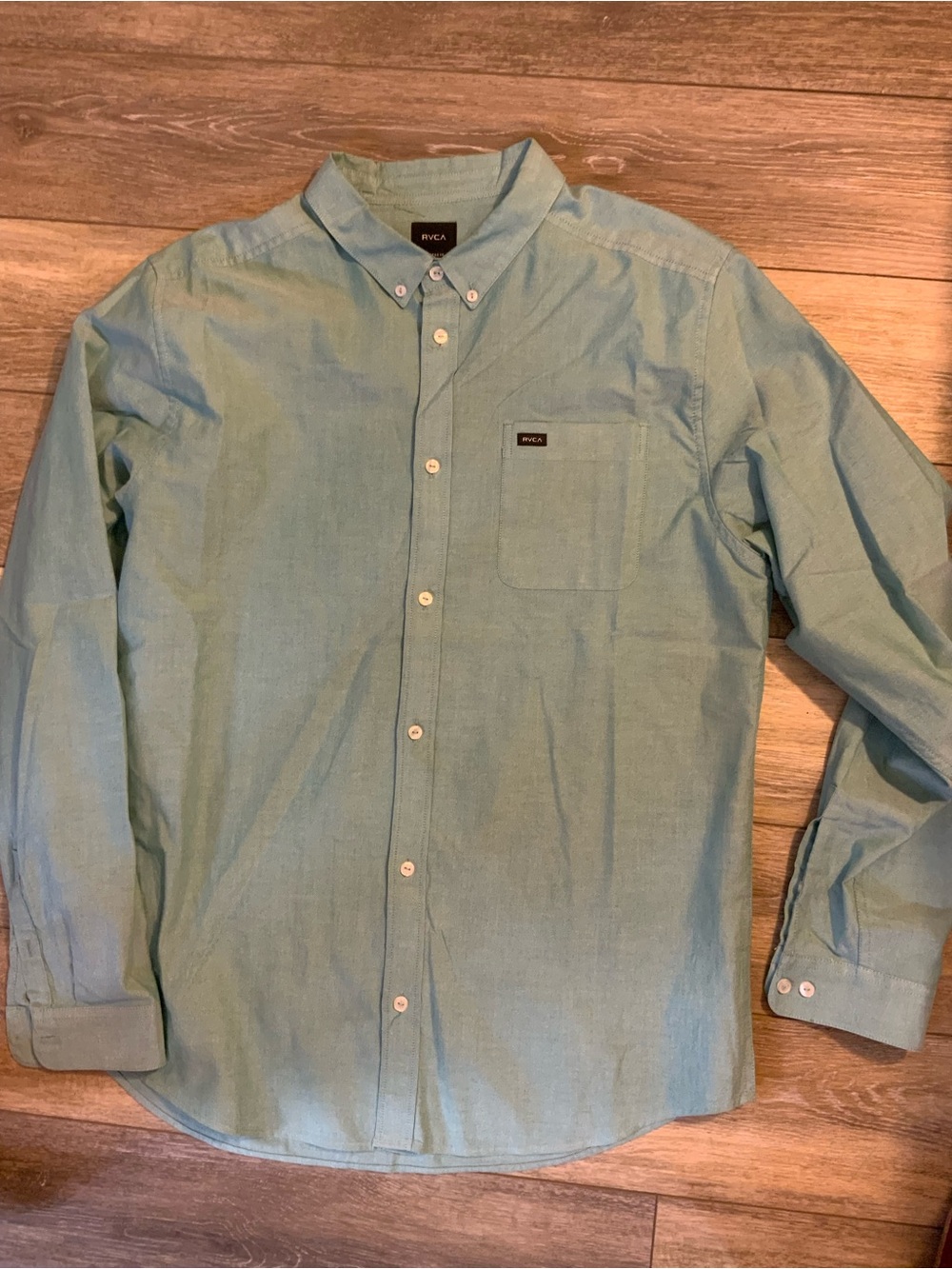 RVCA Men’s Button-Down Shirt in Mint Green - Picture 3 of 5